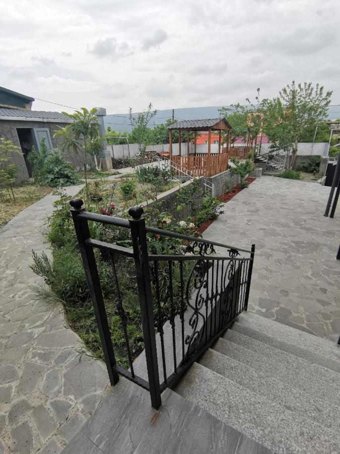 Guest House Eden Tbilisi Eksteriør billede