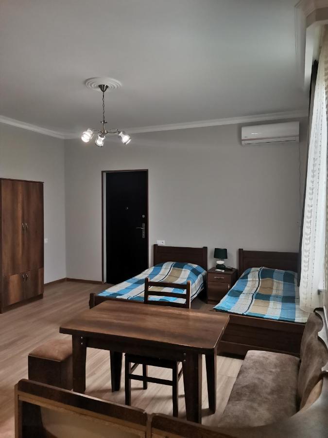 Guest House Eden Tbilisi Eksteriør billede